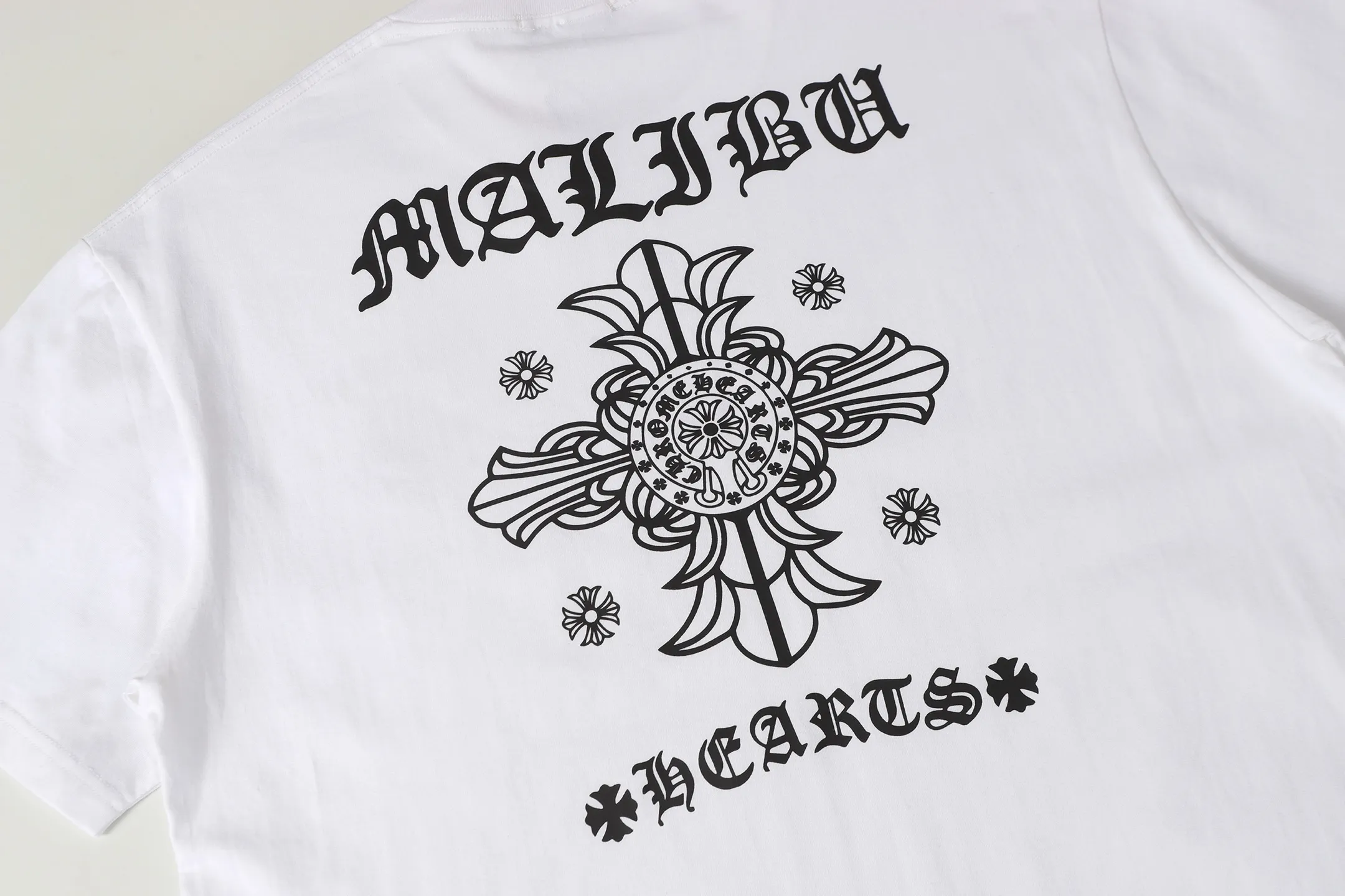 P150 -Chrome Hearts/Chrome Hearts cross letter printed short-sleeved T-shirt -High weight, high density and high quality. The wool is soft, delicate and skin-friendly. It feels soft and silky. It has excellent warmth and skin-friendly properties.